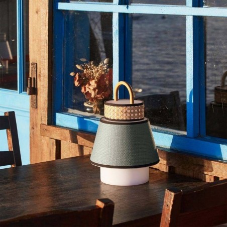 Outdoor LED Portable Lamp Singapour (4W)